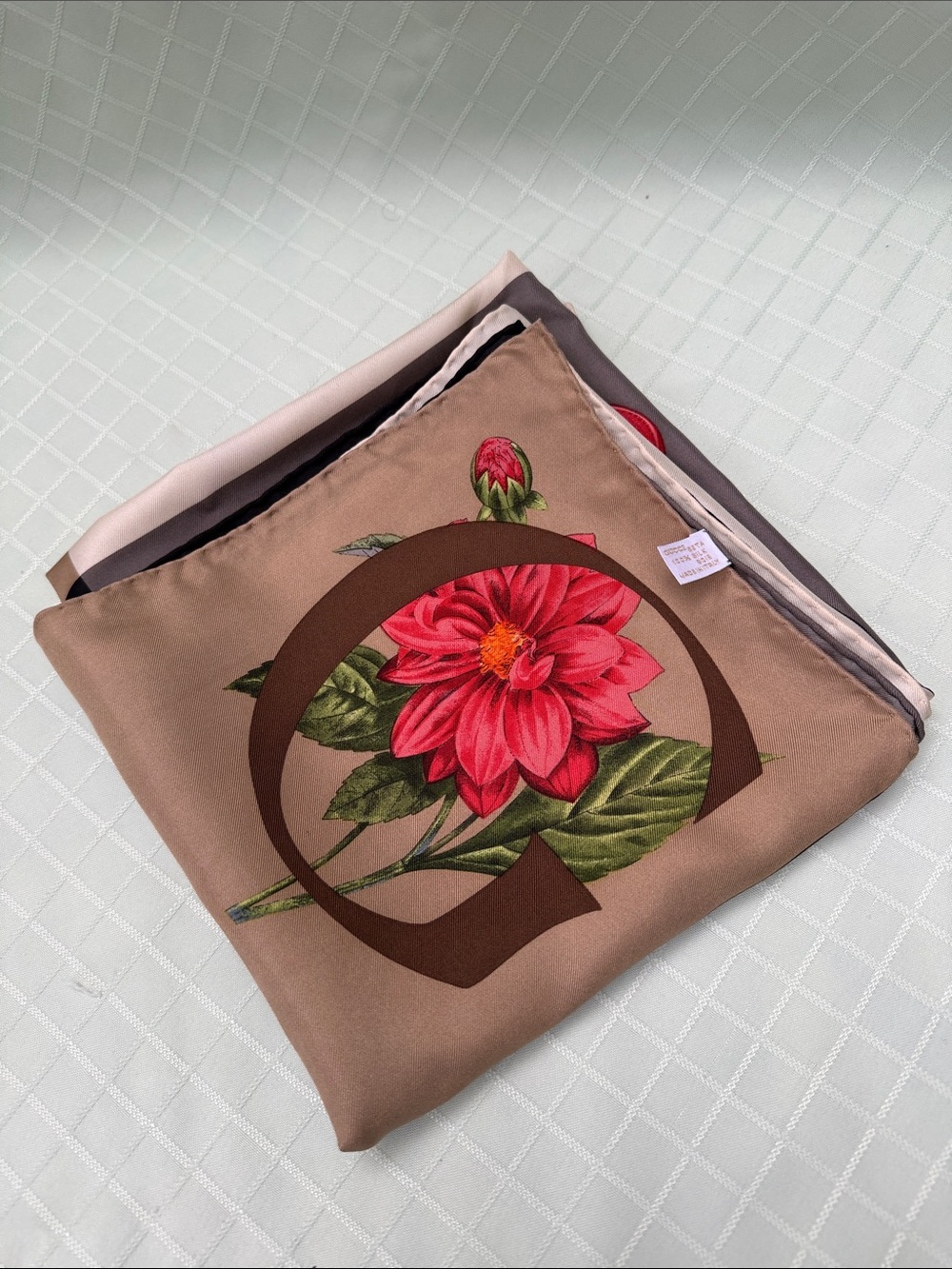 Gucci Vintage Multicolor Silk Scarf in Beige, Brown, Black, Red & Blue - Picture 11 of 14